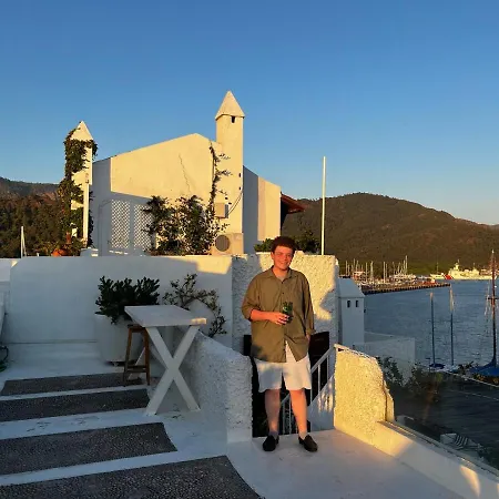 Castle81homes White , Sea View House Apartment Marmaris