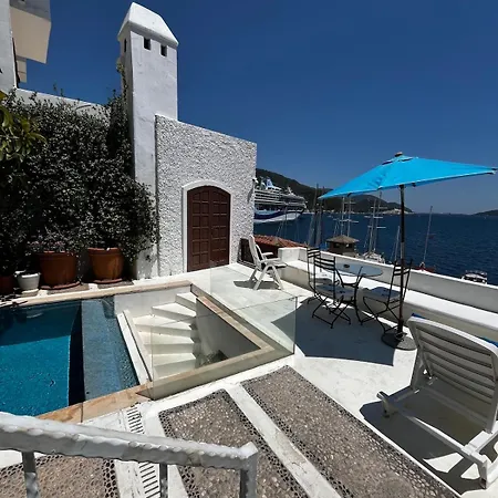 Apartment Castle81homes White , Sea View House Marmaris